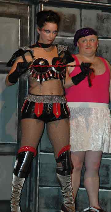Joanne Ellis, Dave Lee