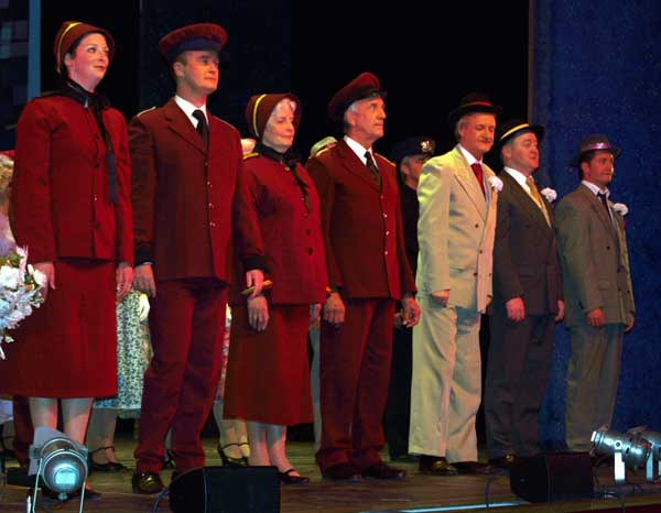  Joanne Ellis, Paul Kirkbright, Barbara Adams, Mike Ellis, Gary Jones, Kevin Nugent, Rob Poston