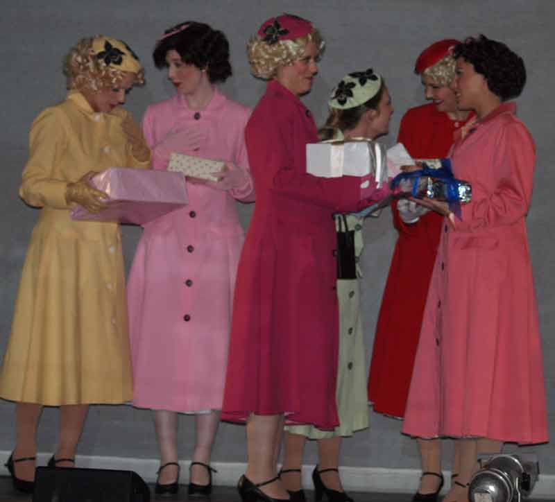 Andrea Otter, Lucy Griffiths, Josie Jevons-Hirst, Lisa Roberts, Bethany D'Avincourt Smith, Estelle Riley