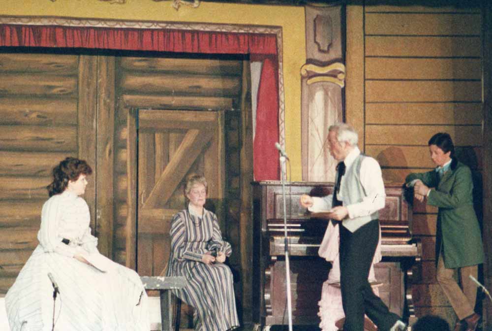 Wendy Lee, Barbara Adams, Eric Mates, Graham Rannard