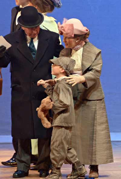 Ray Davies, Alfie Roberts, Lisa Roberts